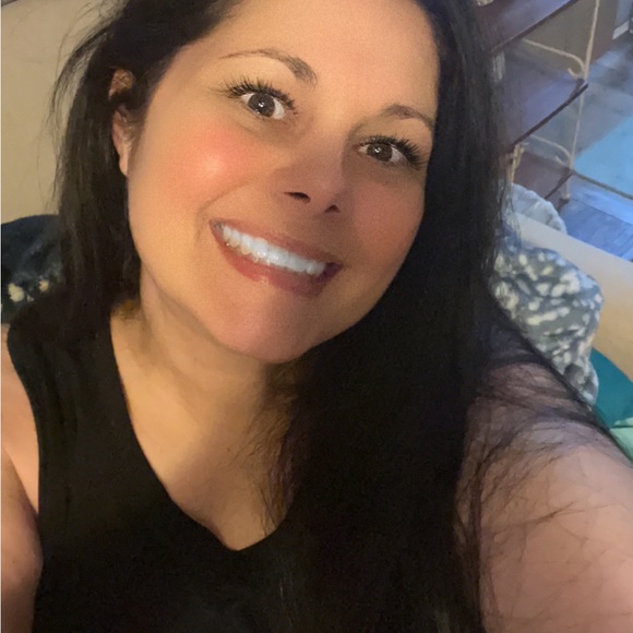 Meet your Posher, Tina - Picture 4 of 4